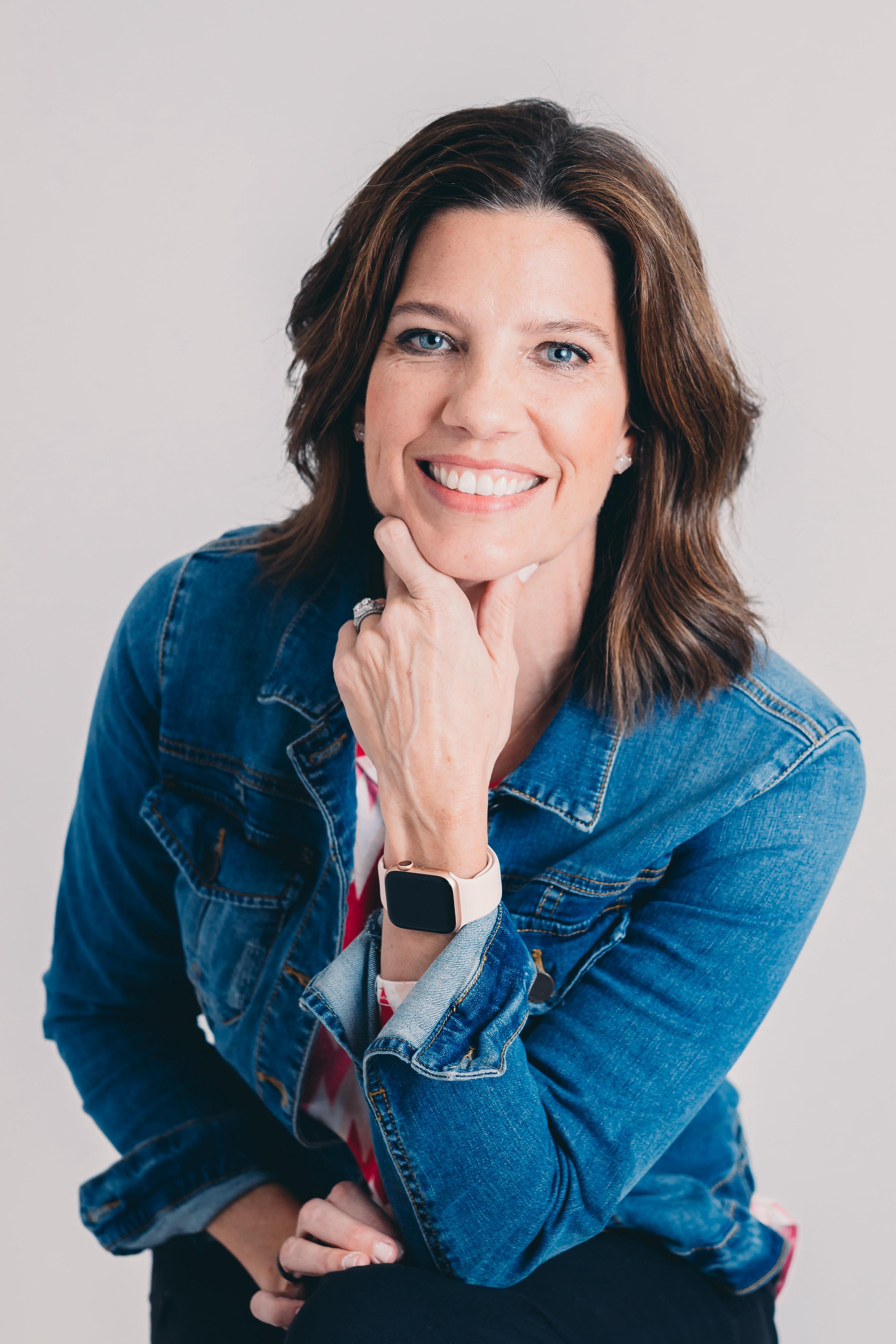 Elizabeth Landry headshot
